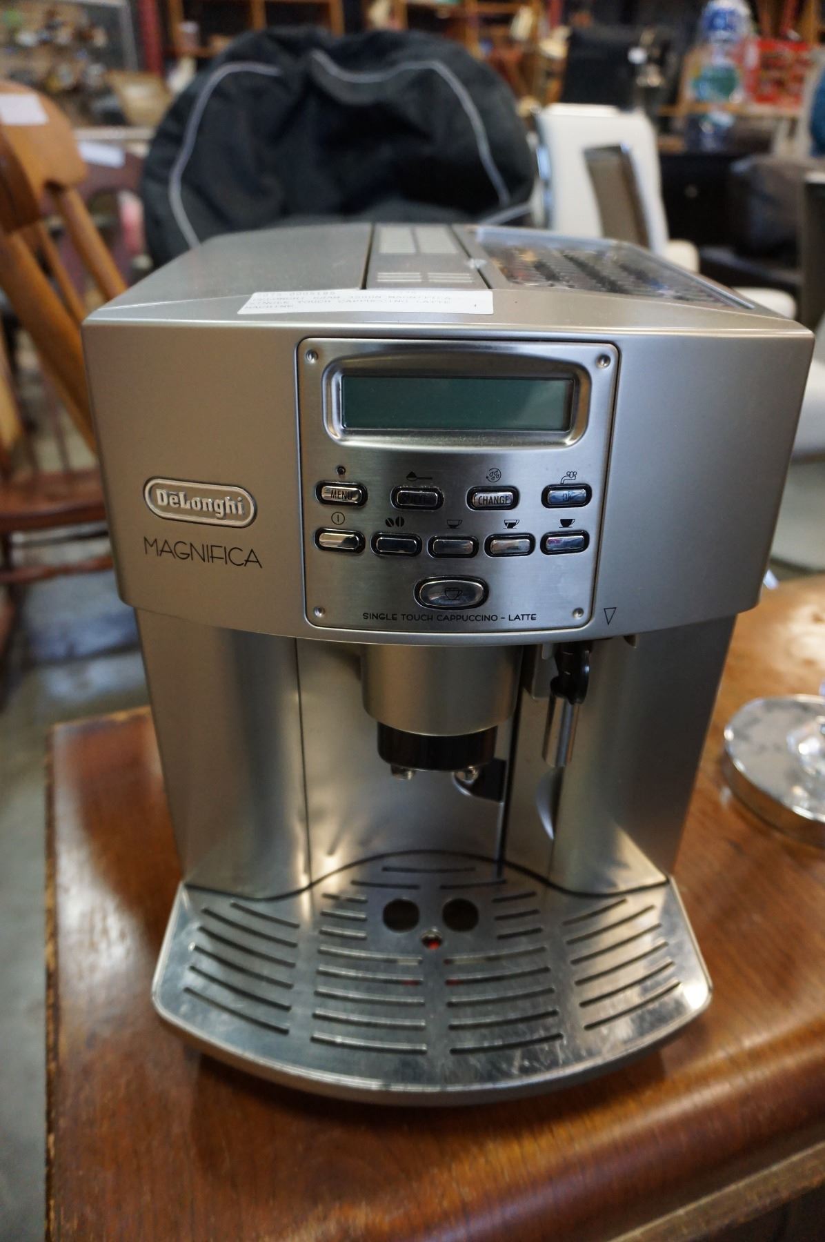DELONGHI ESAM 3500N MAGNIFICA SINGLE TOUCH CAPPUCCINO LATTE MACHINE