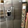 Image 1 : STAINLESS STEEL SIDE BY SIDE GE FRIDGE WITH WATER AND ICE DISPENSER TESTED AND WORKING GUARANTEED