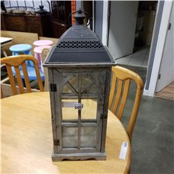 WOOD LANTERN