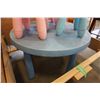 Image 2 : BLUE KIDS TABLE W/ STOOLS