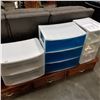 Image 1 : 2 3 DRAWER ORGANIZERS AND 2 DRAWER ORGANIZER