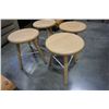 Image 3 : 4 SMALL STOOLS