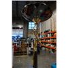 Image 2 : DESIGNER FLOOR LAMP