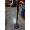 Image 3 : DESIGNER FLOOR LAMP
