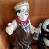 Image 2 : DRUNK CHEF STATUE