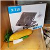 Image 1 : BANANA PHONE AND LAPTOP ERGONOMIC STAND WITH BUILT IN FAN