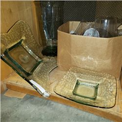 2 DECORATIVE CENTER PIECES W/ LARGE VASE AND BOX OF GLASS CANDLE HOLDERS