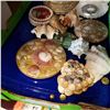 Image 3 : TRAY OF SHELL DECORATIONS AND JEWELLERY BOXES