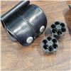 Image 2 : 2 REVOLVER HOLSTERS AND SPEED LOADERS