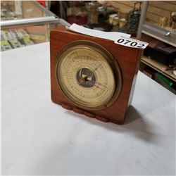 VINTAGE BAROMETER