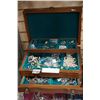 Image 1 : JEWELLERY BOX W/ CONTENTS