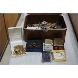 JEWELLERY BOX W/ CONTENTS