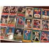 Image 2 : BINDER OF MLB BASEBALL VINTAGE CARDS