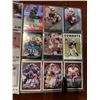 Image 2 : BINDER OF NFL FOOTBALL ROOKIE AND STAR CARDS