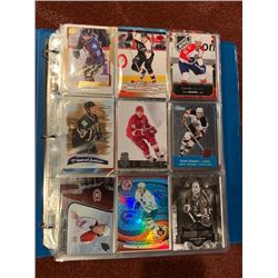 BINDER OF 350 HOCKEY STAR, INSERT, LIMITED EDITION AND MORE CARDS APPROX $1000-1300