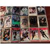 Image 3 : BINDER OF VANCOUVER CANUCKS HOCKEY CARDS