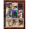 Image 3 : BINDER OF VANCOUVER CANUCKS HOCKEY CARDS