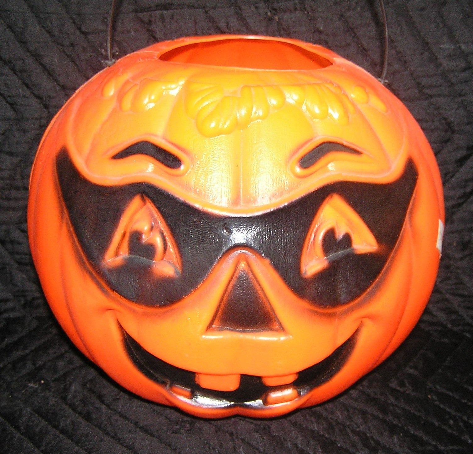 Vintage Jack O' Lantern trick or treat bucket