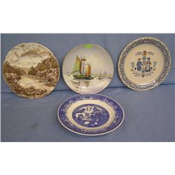 Group of 4 vintage collectible plates