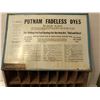 Image 3 : PUTNAM DYES TIN DISPLAY CASE