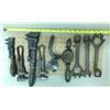 Image 3 : LOT OF VINTAGE TOOLS AS DISPLAY
