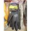 Image 1 : 12 Pairs of Stealth "Spitfire" L Stretch Gloves