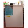 Image 1 : 6 New 16" x 20" Artist Canvases