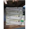 Image 1 : 10 New White 20" Floating Shelves
