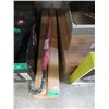 Image 1 : 12 New Pink Umbrellas