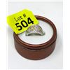 Image 2 : 14KT White an Yellow Gold Diamond XOXO Ring