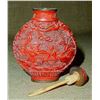 Image 5 : ANTIQUE CHINESE HAND CARVED CINNABAR SNUFF BOTTLE