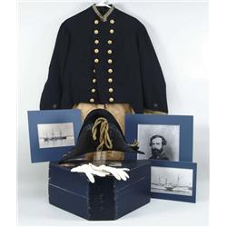 US NAVY UNIFORM, CHAPEAU WITH orig BOX AND GLOVES