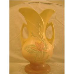Hull Vase w/ Handles