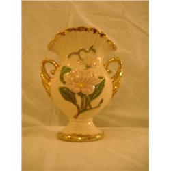 Hull Gloss Magnolia w/ gold