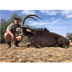 5 DAY SOUTH AFRICAN SAFARI FOR 2 HUNTERS INCLUDING 2 SABLE