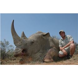 FIVE DAY WHITE RHINO DART HUNT IN SOUTH AFRICA