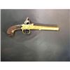 Image 3 : C. 1770 London Pair of Brass Framed Flintlock Boxlock Dueling Pistols with Cannon Style Barrels