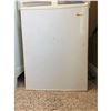 Image 1 : Magic Chef Room Refrigerator