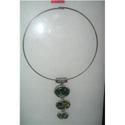 Costume jewelry necklace with abalone type stone