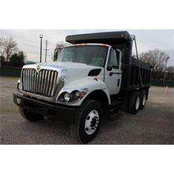 2014 INTERNATIONAL 7400 Dump Truck