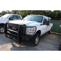 2015 FORD F250 Pickup Truck