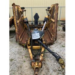ALAMO 15' BATWING MOWER Mowing Equipment