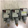 Image 2 : (3) Allen-Bradley 836T-T252JX15 Pressure Control