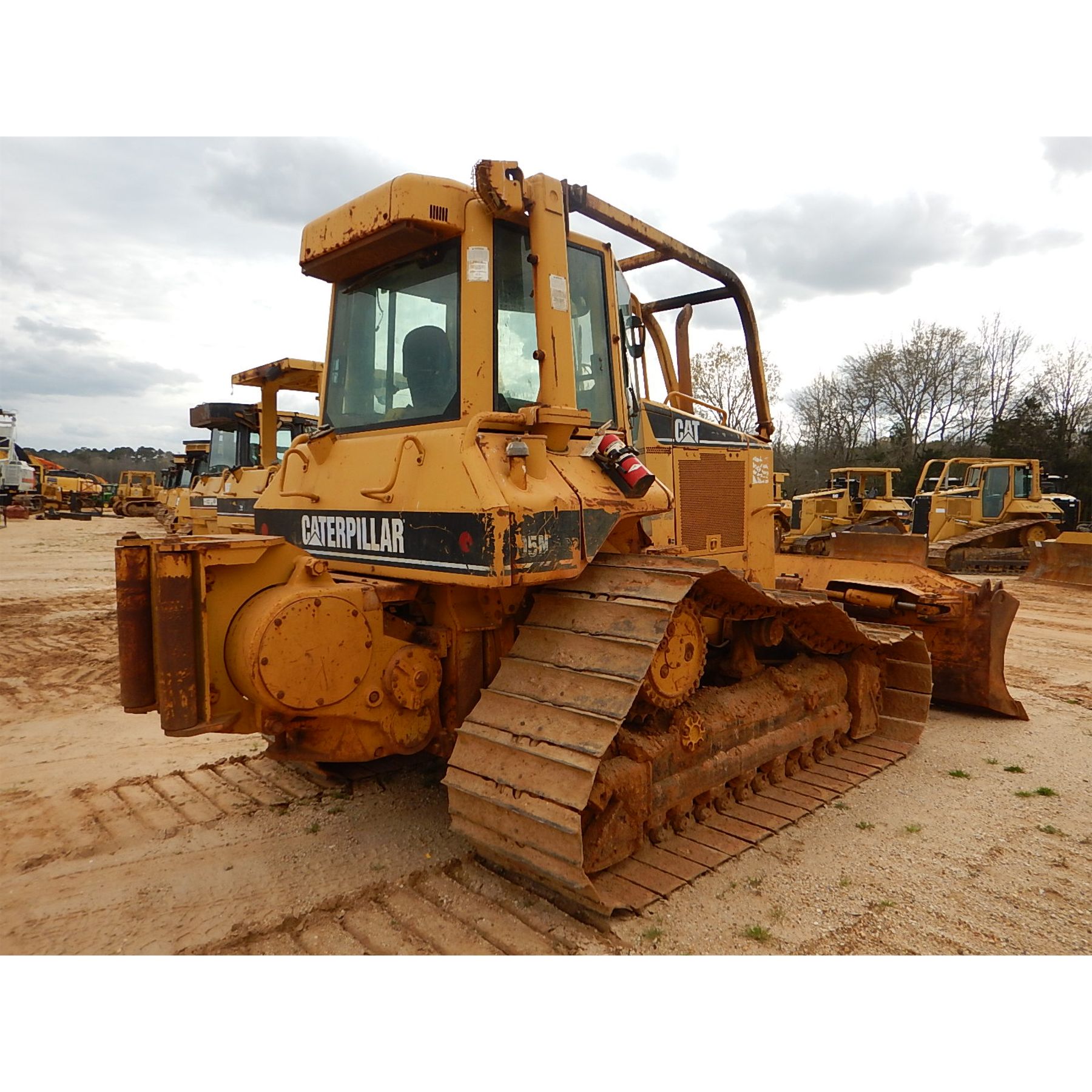 2004 CATERPILLAR D5N LGP Dozer Crawler Tractor 2004-caterpillar-d5n-lgp-dozer-crawler-tractor