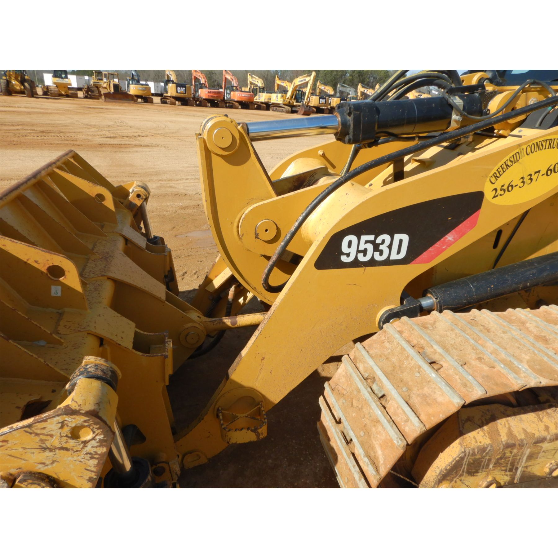 2014 CATERPILLAR 953D Crawler Loader
