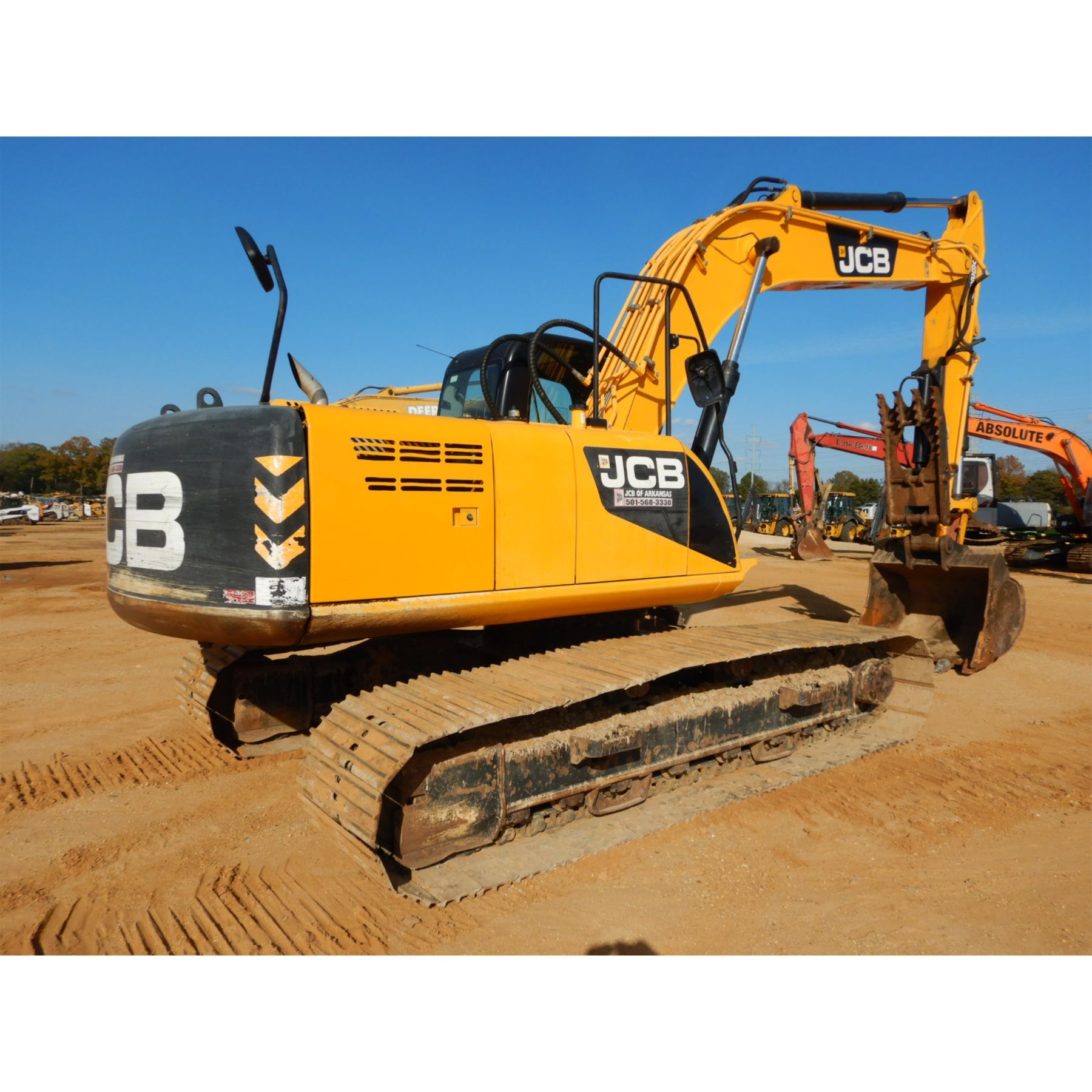 2012 JCB JS220 LC Excavator 2012-jcb-js220-lc-excavator
