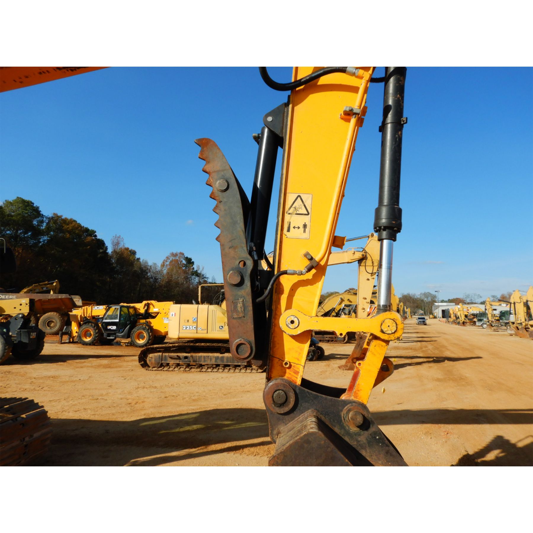 2012 JCB JS220 LC Excavator