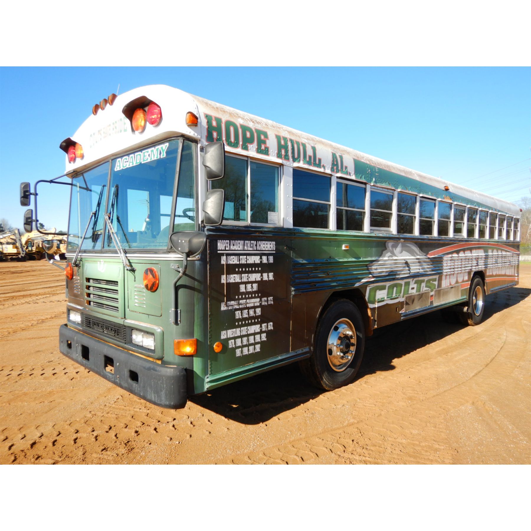 BLUE BIRD SCHOOL BUS Bus / Motorcoach / RV