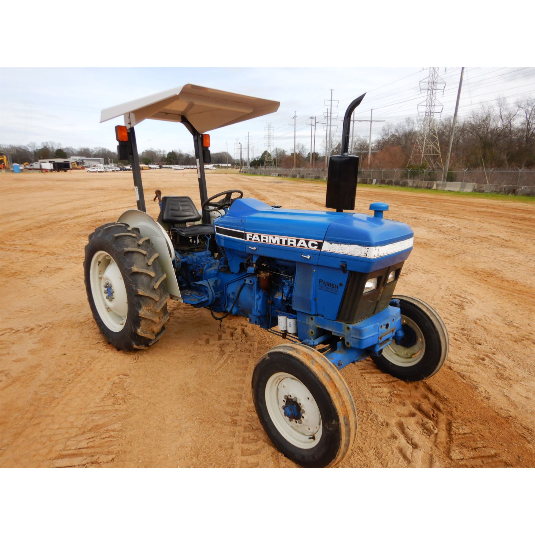 FARMTRAC 535 Tractor
