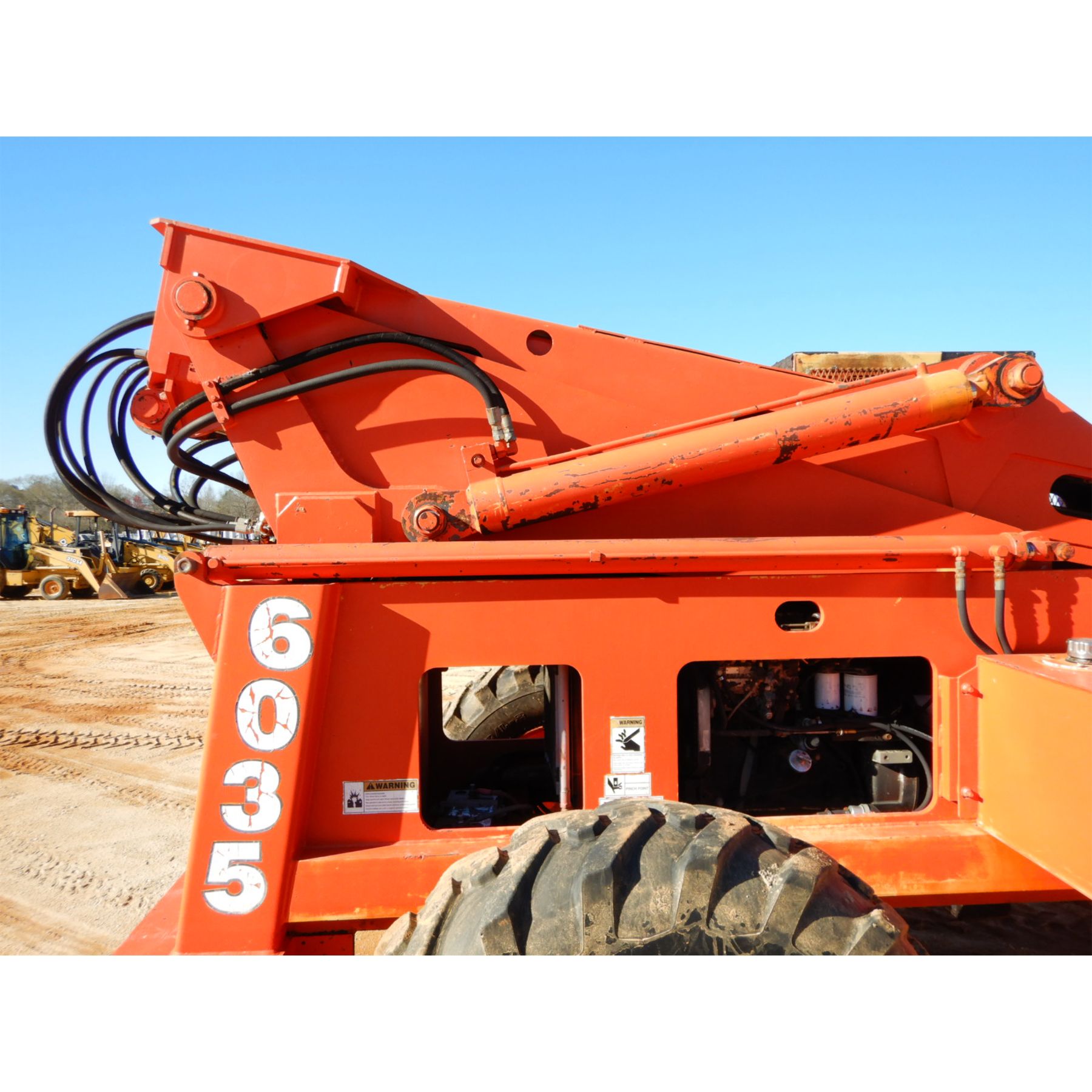 TRAVERSE LIFT TL6035 Forklift - Telehandler